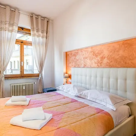 Guesthost - Santa Maria Novella Cozy Flat-2